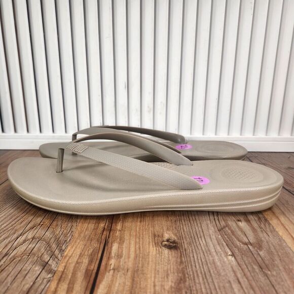 FitFlop IQushion Ergonomic Flip Flops Men 12.5 Grey Timberwolf Beach Sandals NEW main image 7